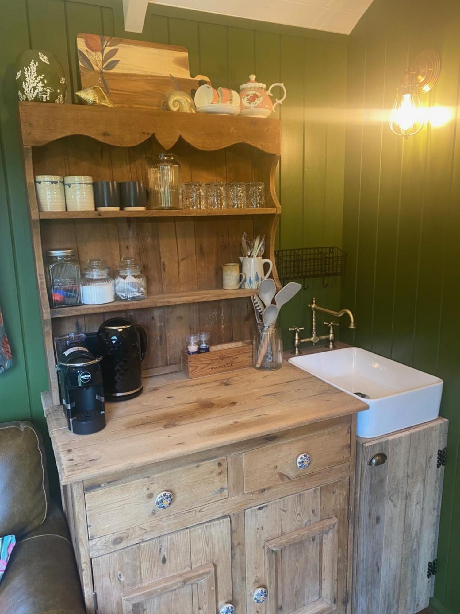 The Goose Nest Luxury Lakeside Shepherd Hut In Cardinham Woods, Cornwall Exteriér fotografie